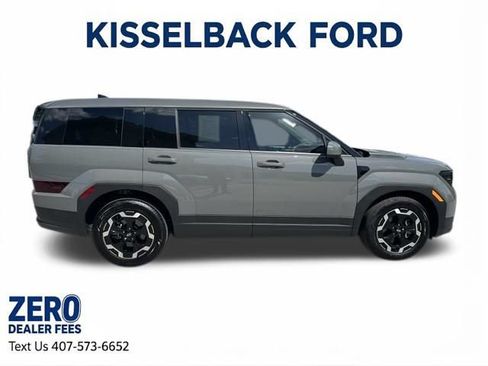 Used 2024 Hyundai Santa Fe SE FWD image 3