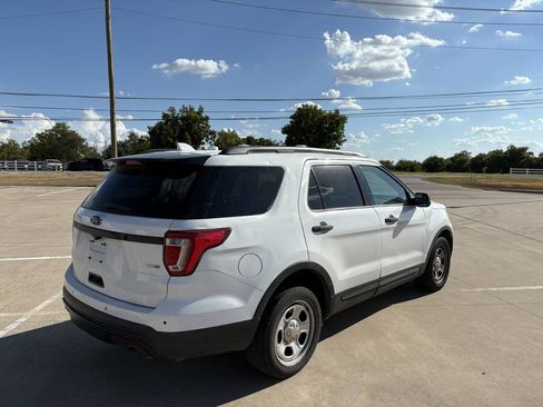 Used 2016 Ford Explorer 4WD Police Interceptor image 4