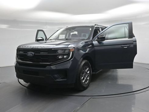 Certified 2025 Ford Expedition Max Active AWD/4WD image 31