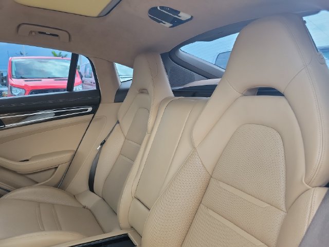 Used 2017 Porsche Panamera 4S w/ Premium Package Plus AWD/4WD image 10