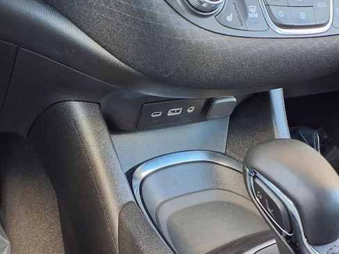 Used 2024 Chevrolet Malibu LT w/ Sport Edition image 13