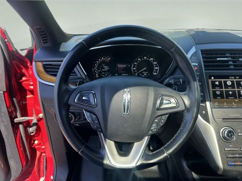 Used 2018 Lincoln MKC Reserve AWD/4WD image 12