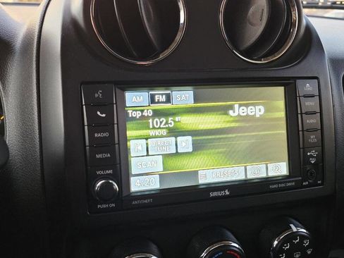Used 2015 Jeep Patriot 4WD image 16