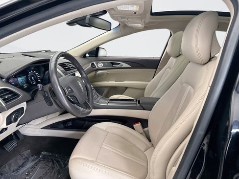 Used 2019 Lincoln MKZ Reserve w/ Luxury Package AWD/4WD image 10