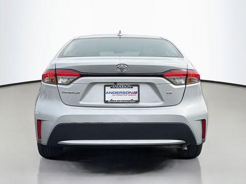 Used 2022 Toyota Corolla LE image 16