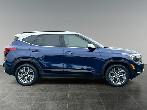 Used 2024 Kia Seltos S AWD/4WD image 10