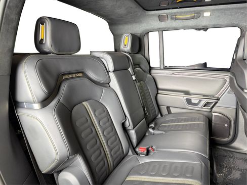 Used 2023 Rivian R1S Adventure AWD/4WD image 12