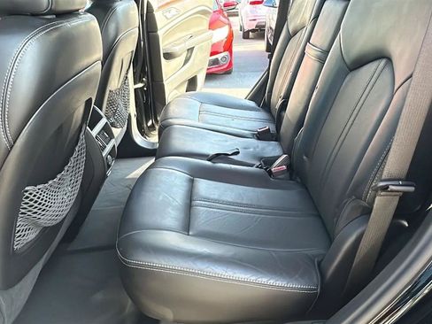 Used 2014 Cadillac SRX Performance w/ Driver Assist Package FWD image 28