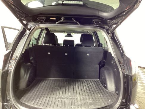 Used 2018 Toyota RAV4 XLE image 28