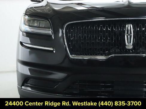 Used 2023 Lincoln Nautilus Reserve w/ Monochromatic Package AWD/4WD image 7