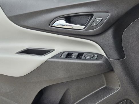 Certified 2020 Chevrolet Equinox LS w/ LPO, Floor Liner Package FWD image 29