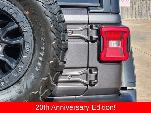Used 2023 Jeep Wrangler Unlimited Rubicon 4xe AWD/4WD image 16