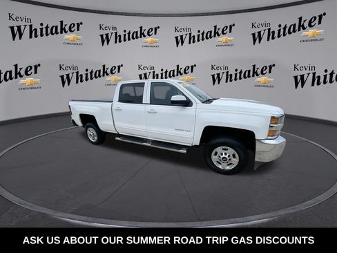 Used 2015 Chevrolet Silverado 2500 LT RWD image 2