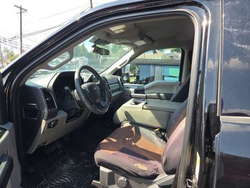 Used 2022 Ford F250 XLT AWD/4WD image 5