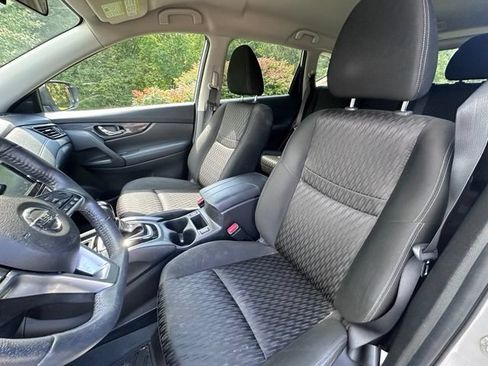Used 2020 Nissan Rogue SV AWD/4WD image 12