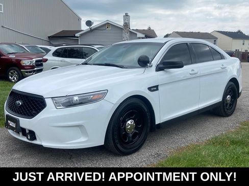 Used 2016 Ford Taurus Police Interceptor AWD image 1