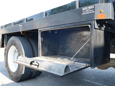 Used 2015 Ford F650 2WD Crew Cab Super Duty image 36