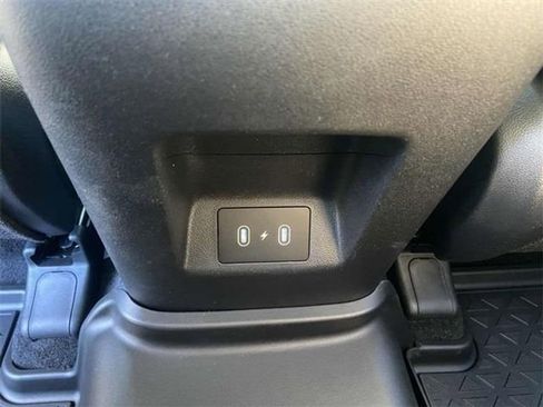 Certified 2025 Hyundai Santa Cruz SE image 14