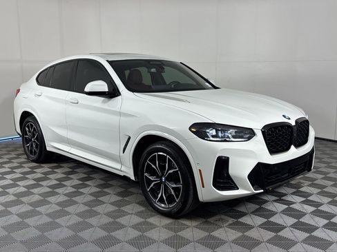 Used 2024 BMW X4 xDrive30i w/ Premium Package AWD/4WD image 7