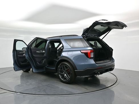 New 2025 Ford Explorer ST w/ Sun And Sound Package image 35