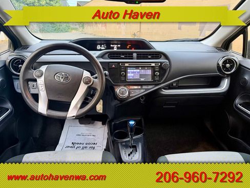 Used 2016 Toyota Prius C Two FWD image 10