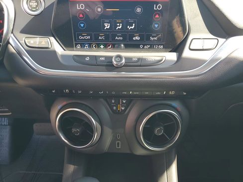 Used 2021 Chevrolet Blazer LT image 38