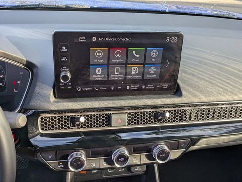 Used 2023 Honda Civic Touring image 10