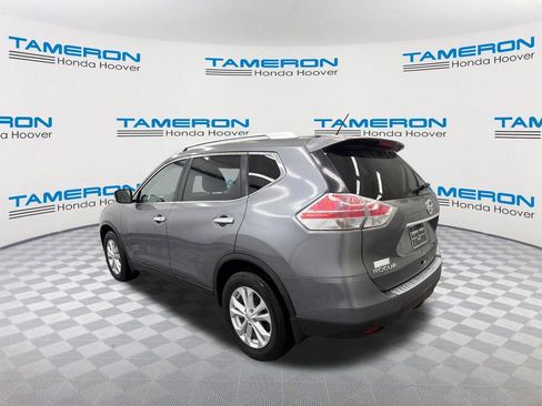 Used 2016 Nissan Rogue SV FWD image 3