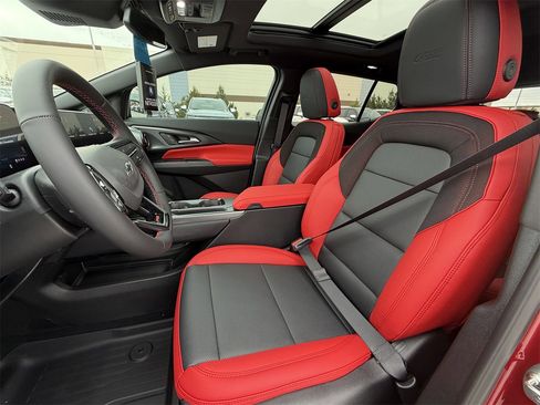 New 2026 Chevrolet Equinox EV RS image 23