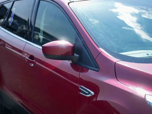 Used 2019 Ford Escape SEL AWD/4WD image 9
