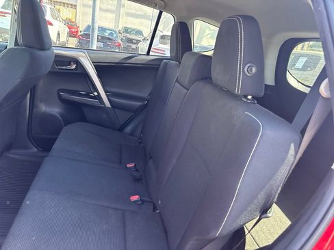 Used 2017 Toyota RAV4 XLE w/ All Weather Liner Package AWD/4WD image 13