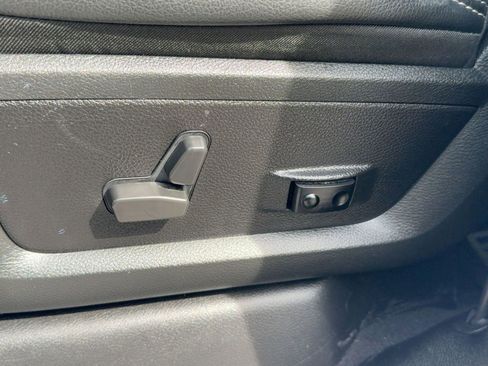 Used 2021 RAM 2500 Laramie w/ Night Edition image 13