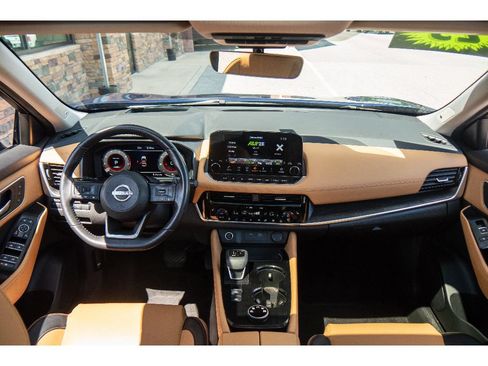 Used 2023 Nissan Rogue Platinum w/ Platinum Premium Package AWD/4WD image 14