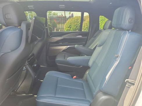 New 2025 Cadillac Escalade IQ Sport 2 w/ LPO, ONYX Package AWD/4WD image 25