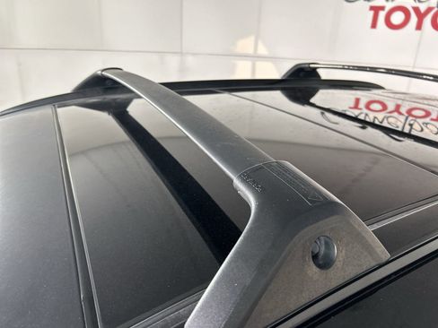 Used 2022 Toyota RAV4 XSE AWD/4WD image 11