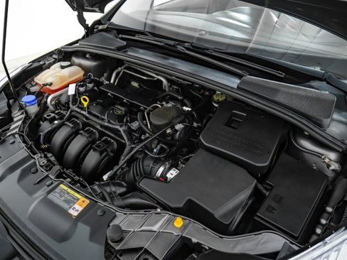 Used 2012 Ford Focus SE image 45