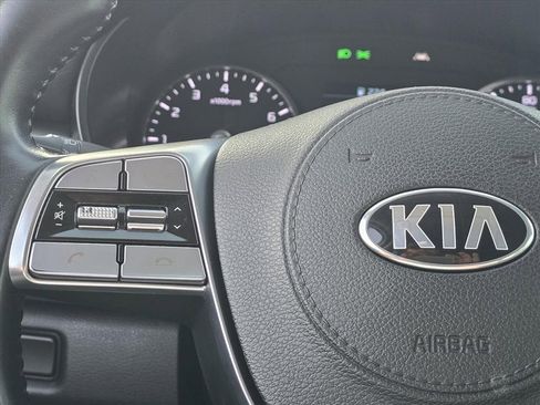 Used 2020 Kia Telluride LX image 13