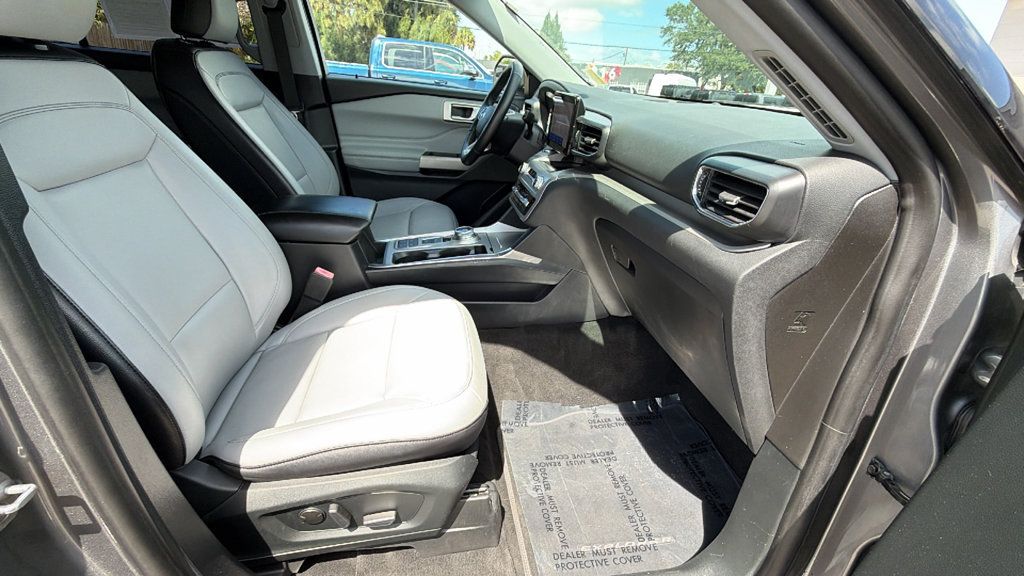 Used 2021 Ford Explorer XLT w/ Equipment Group 202A RWD image 28