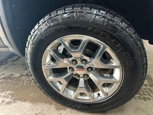 Used 2017 GMC Sierra 1500 SLT w/ SLT Premium Package AWD/4WD image 24