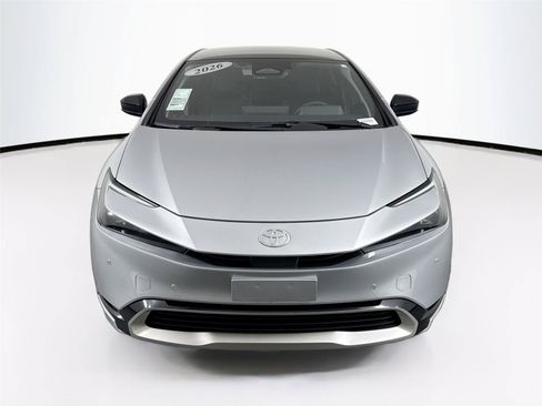 Used 2026 Toyota Prius Plug-In Hybrid FWD image 9