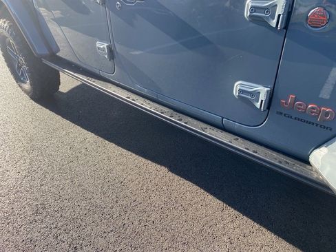 New 2025 Jeep Gladiator Mojave image 11