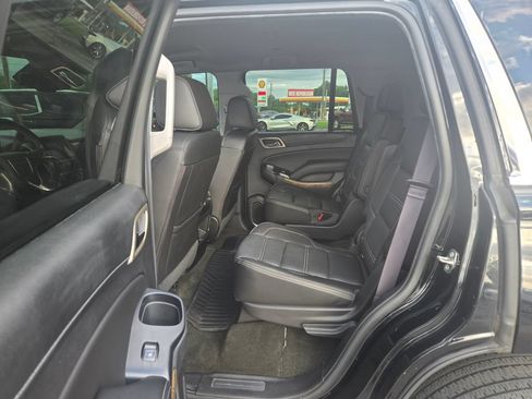 Used 2017 GMC Yukon Denali AWD/4WD image 8