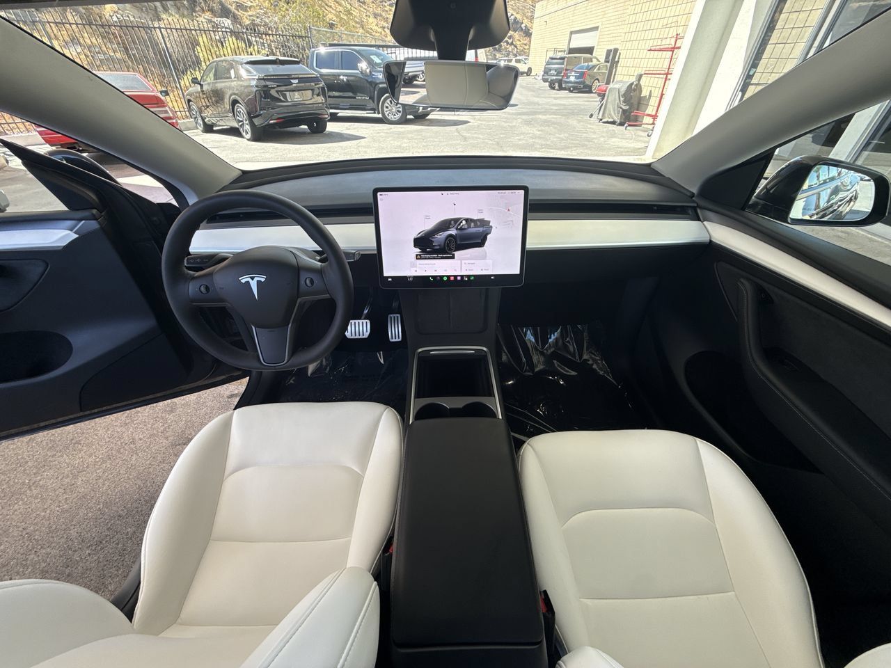 Used 2024 Tesla Model Y Performance AWD/4WD image 20