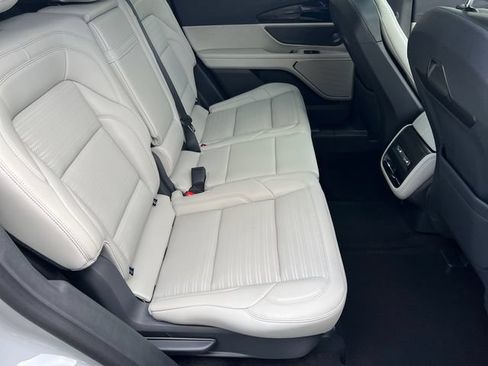 New 2026 Lincoln Nautilus Reserve w/ Jet Appearance Package AWD/4WD image 16