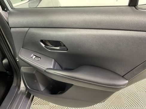 Used 2024 Nissan Sentra SV FWD image 21