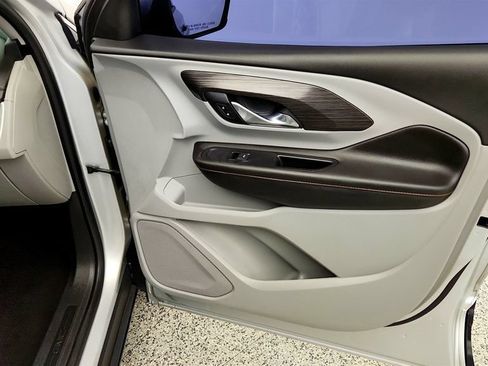 Used 2020 GMC Terrain SLT FWD image 25