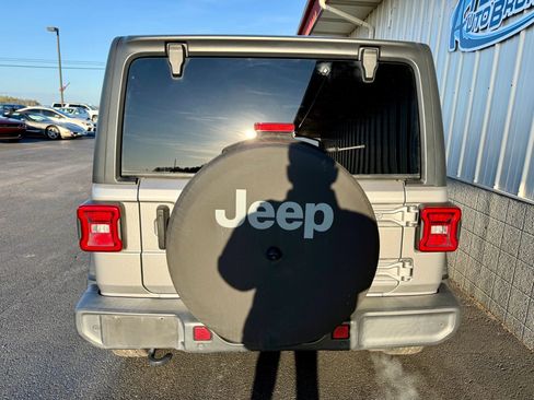 Used 2021 Jeep Wrangler Sport AWD/4WD image 7