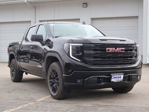 Used 2023 GMC Sierra 1500 Elevation AWD/4WD image 1