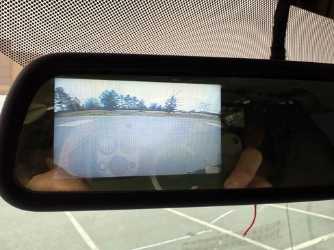 Used 2021 Chevrolet Express 2500 w/ Driver Convenience Package image 11