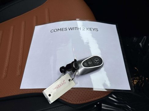 Used 2024 Mercedes-Benz GLC 300 4MATIC image 20